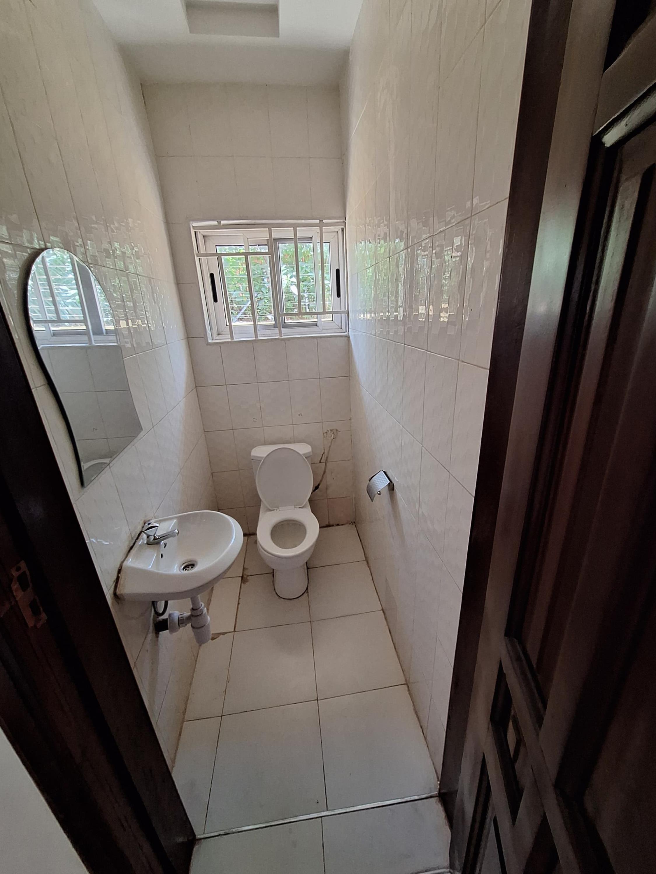 3 Bedroom house, Lakeside Room 6, Accra | Strathium