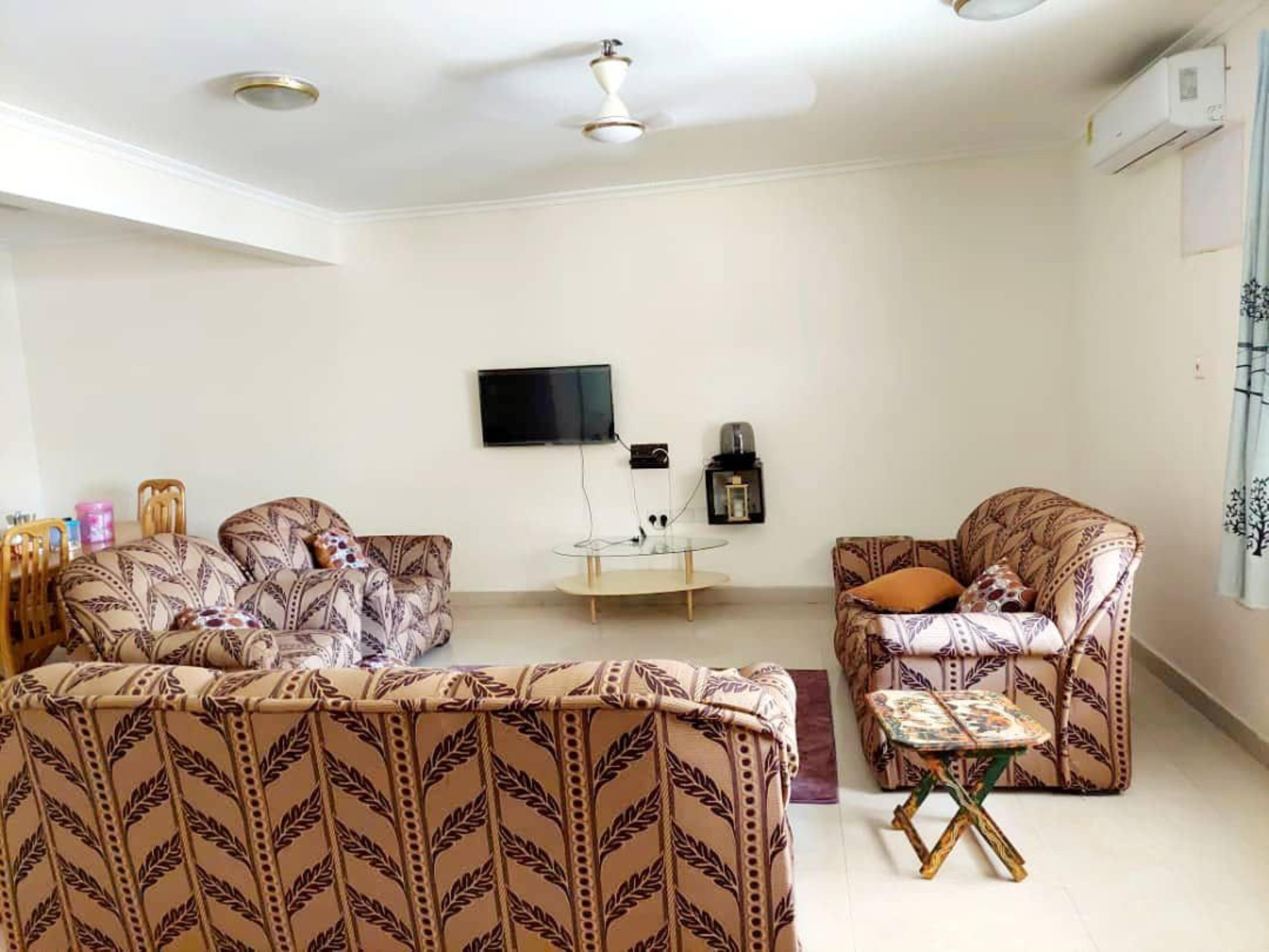 5 Bedrooms Semi Detached House, Achimota, Accra | Strathium