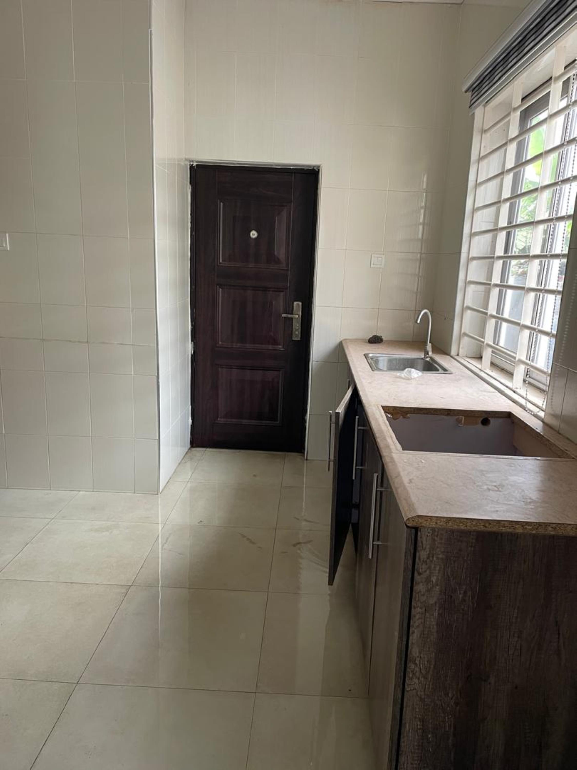 4 Bedrooms Apartment, Dzorwulu, Accra | Strathium