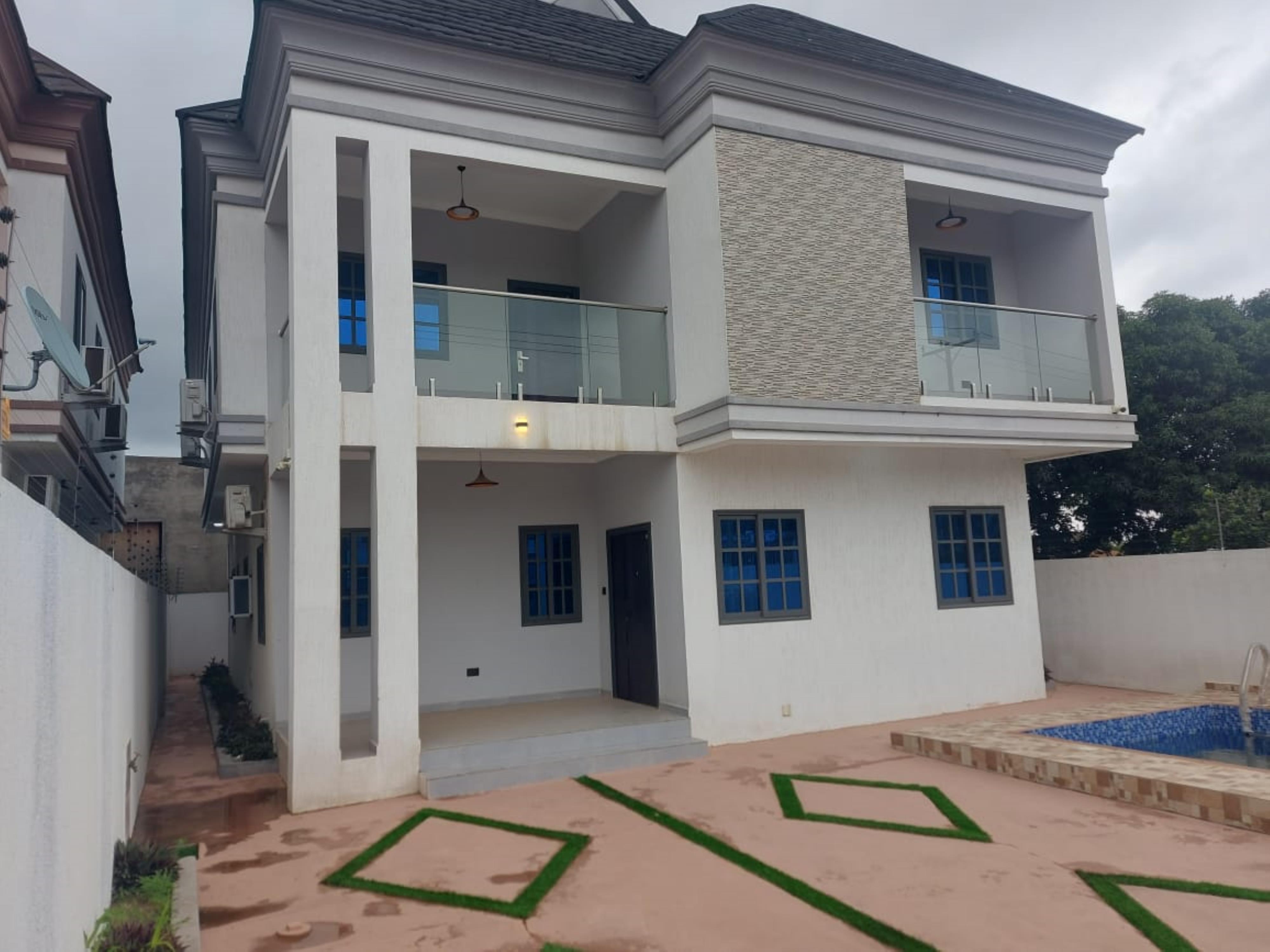 4 Bedrooms Self Compound, Westland ( West Legon ), Accra | Strathium