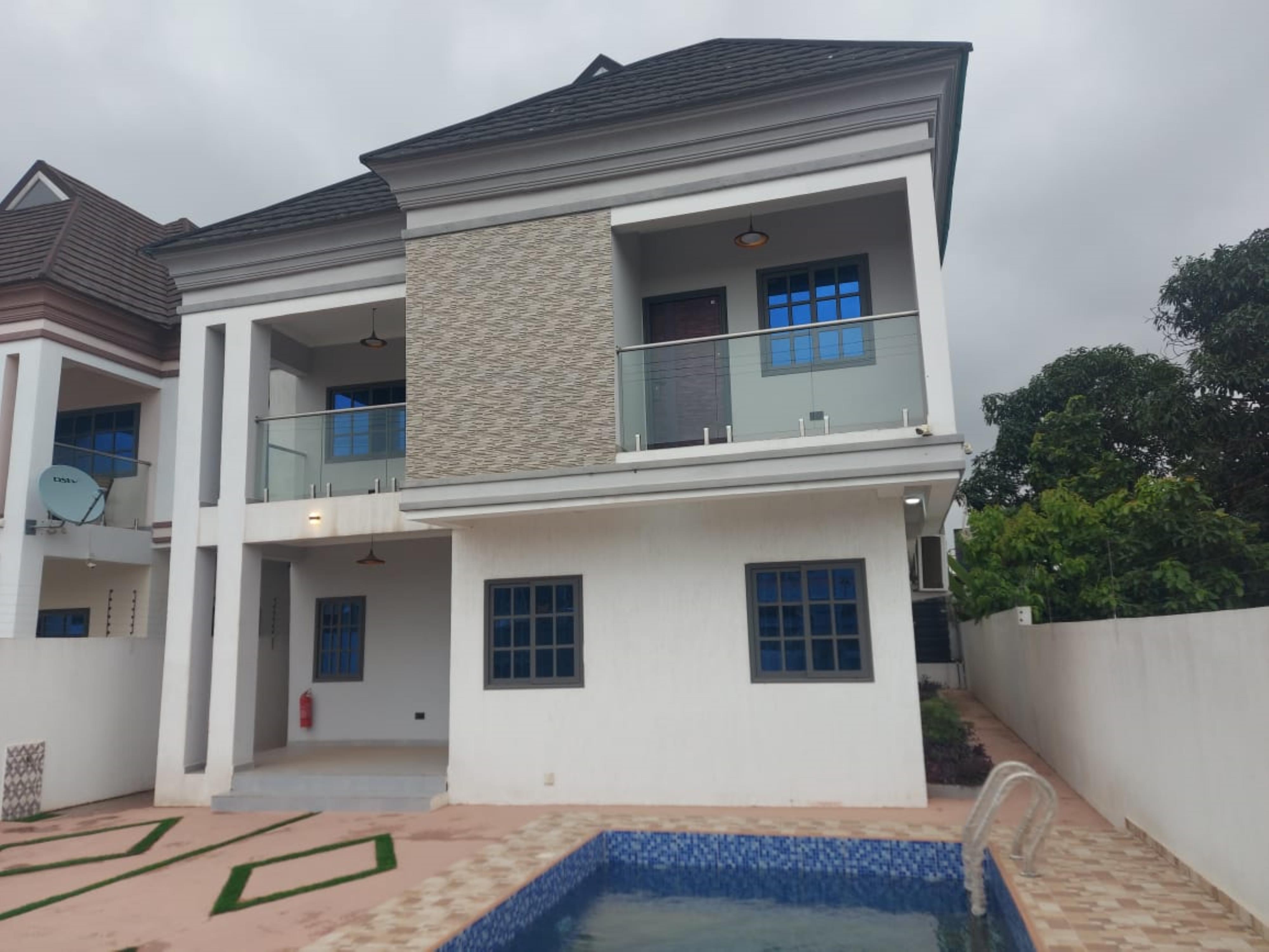 4 Bedrooms Self Compound, Westland ( West Legon ), Accra | Strathium